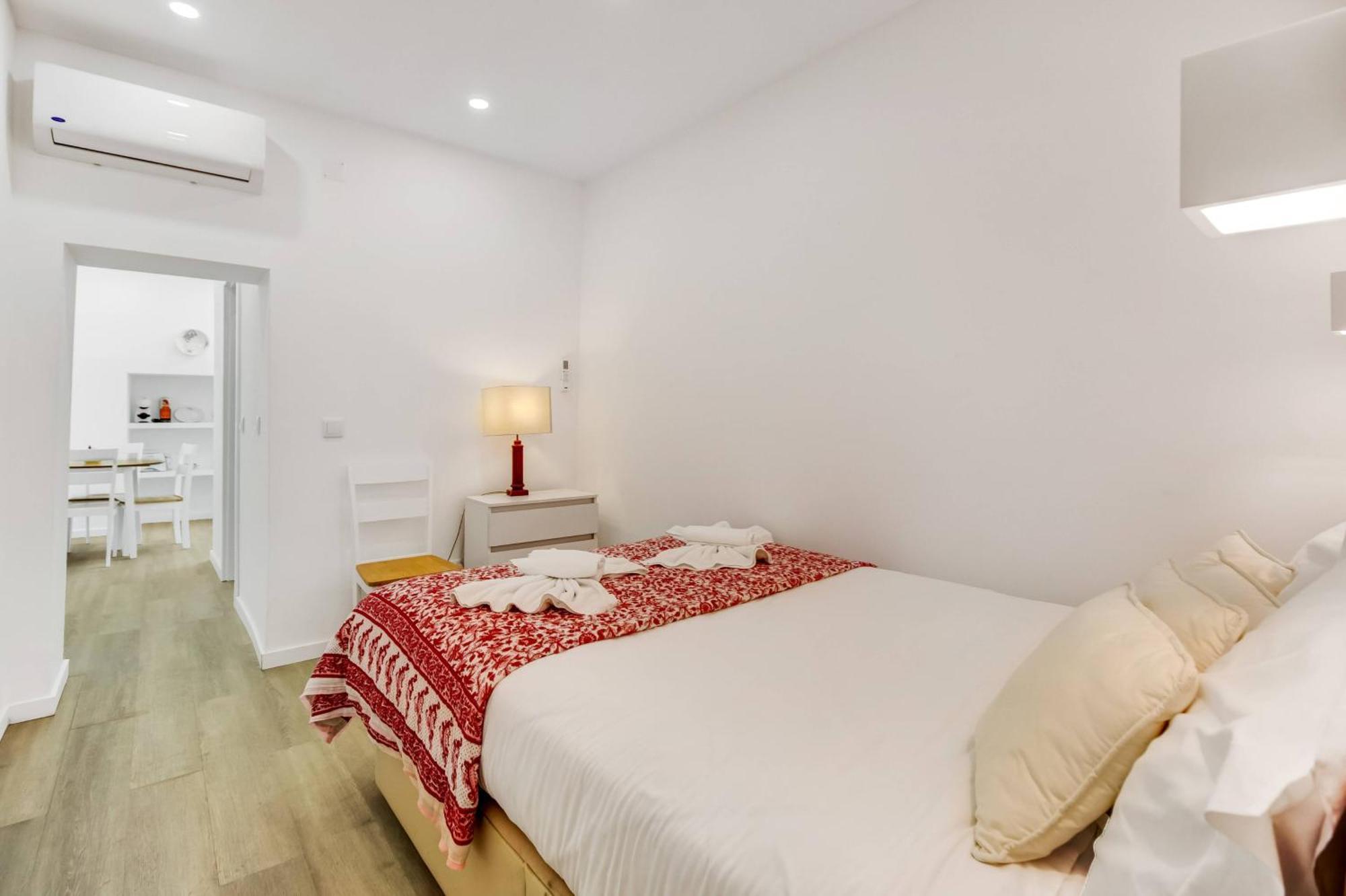 Amalia Apartments In Santos Лиссабон Экстерьер фото