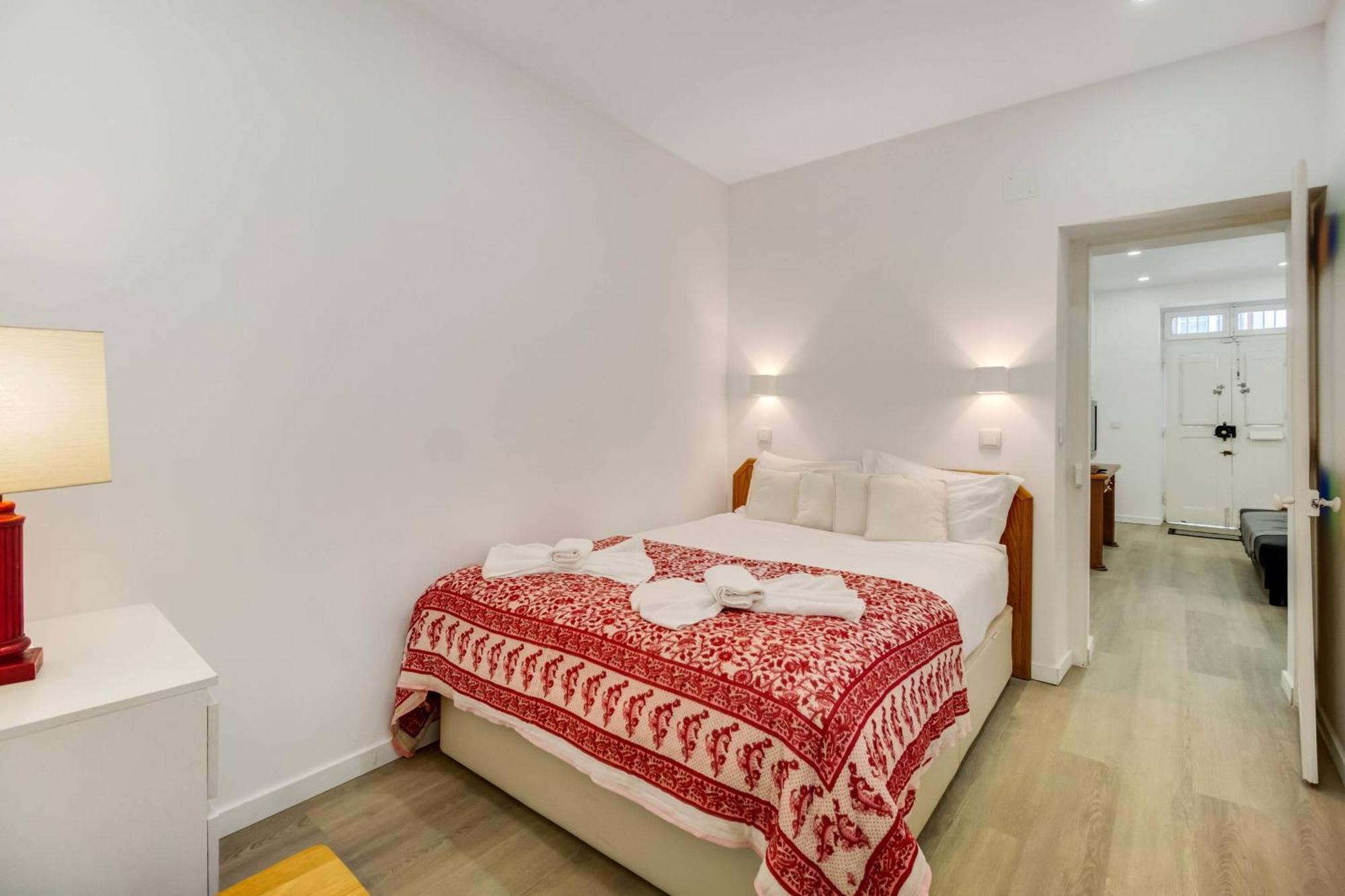 Amalia Apartments In Santos Лиссабон Экстерьер фото